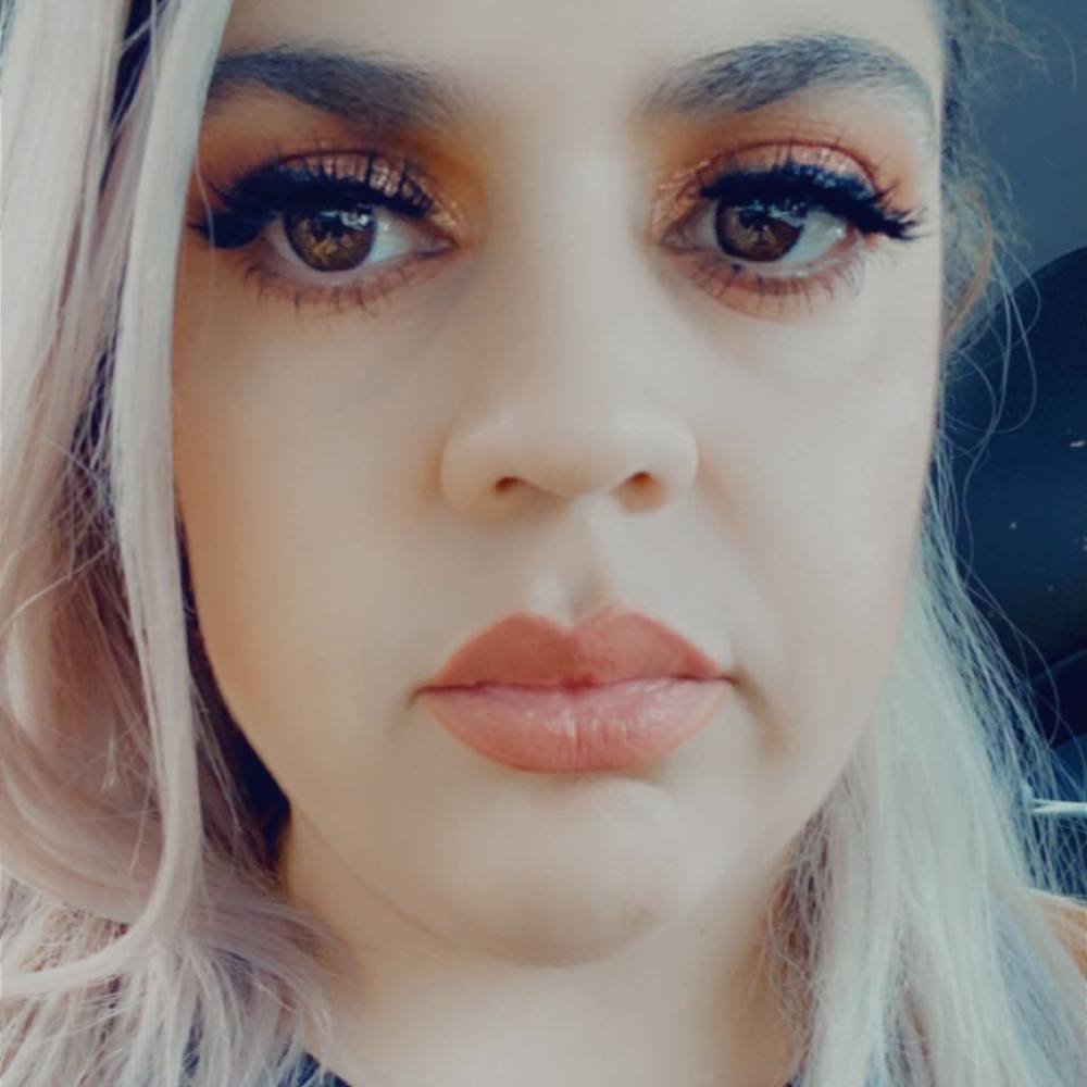 Meet your Posher, Stephanie